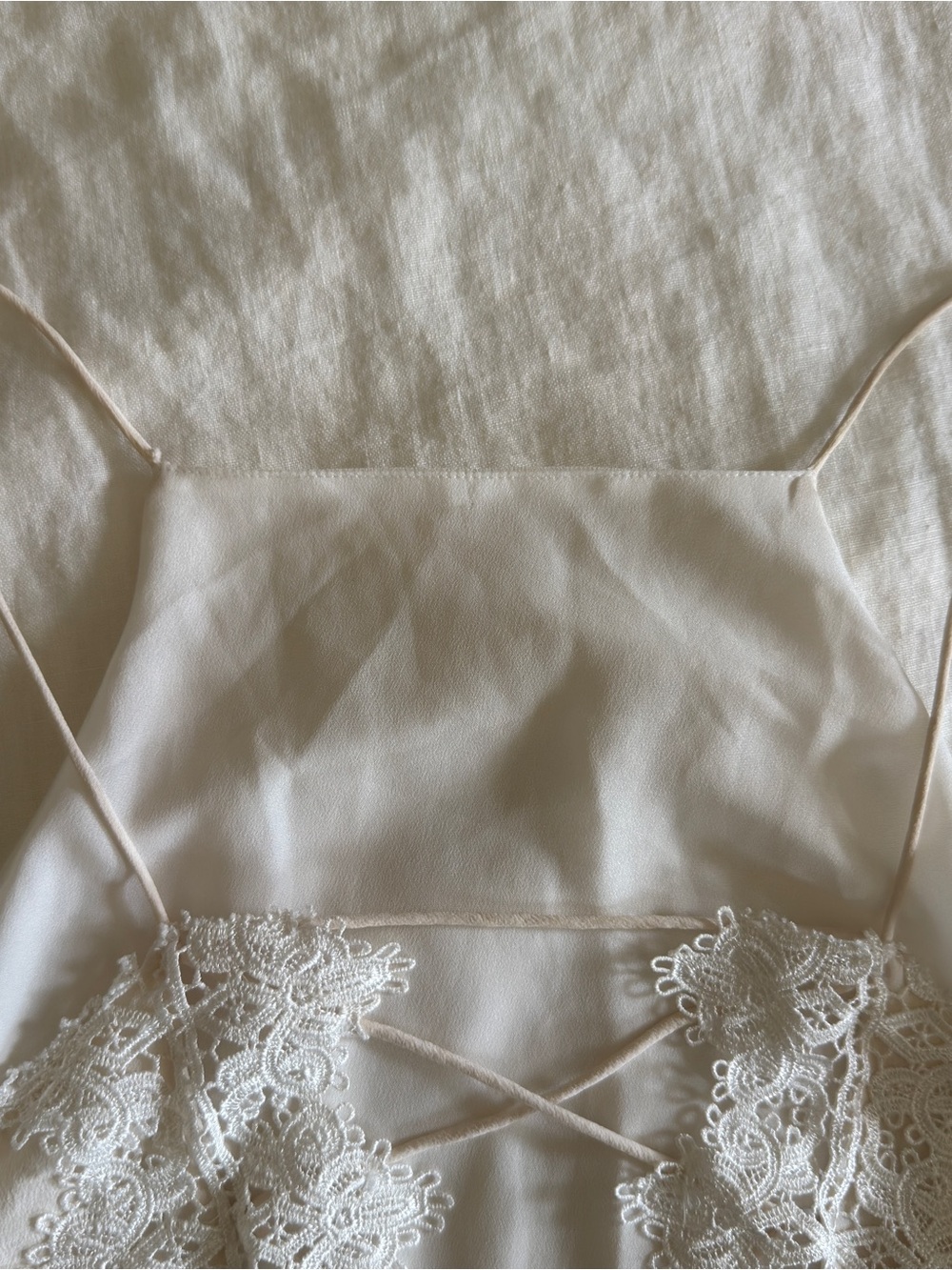 Cami NYC The Charlie Cami 100% Silk - Picture 7 of 10